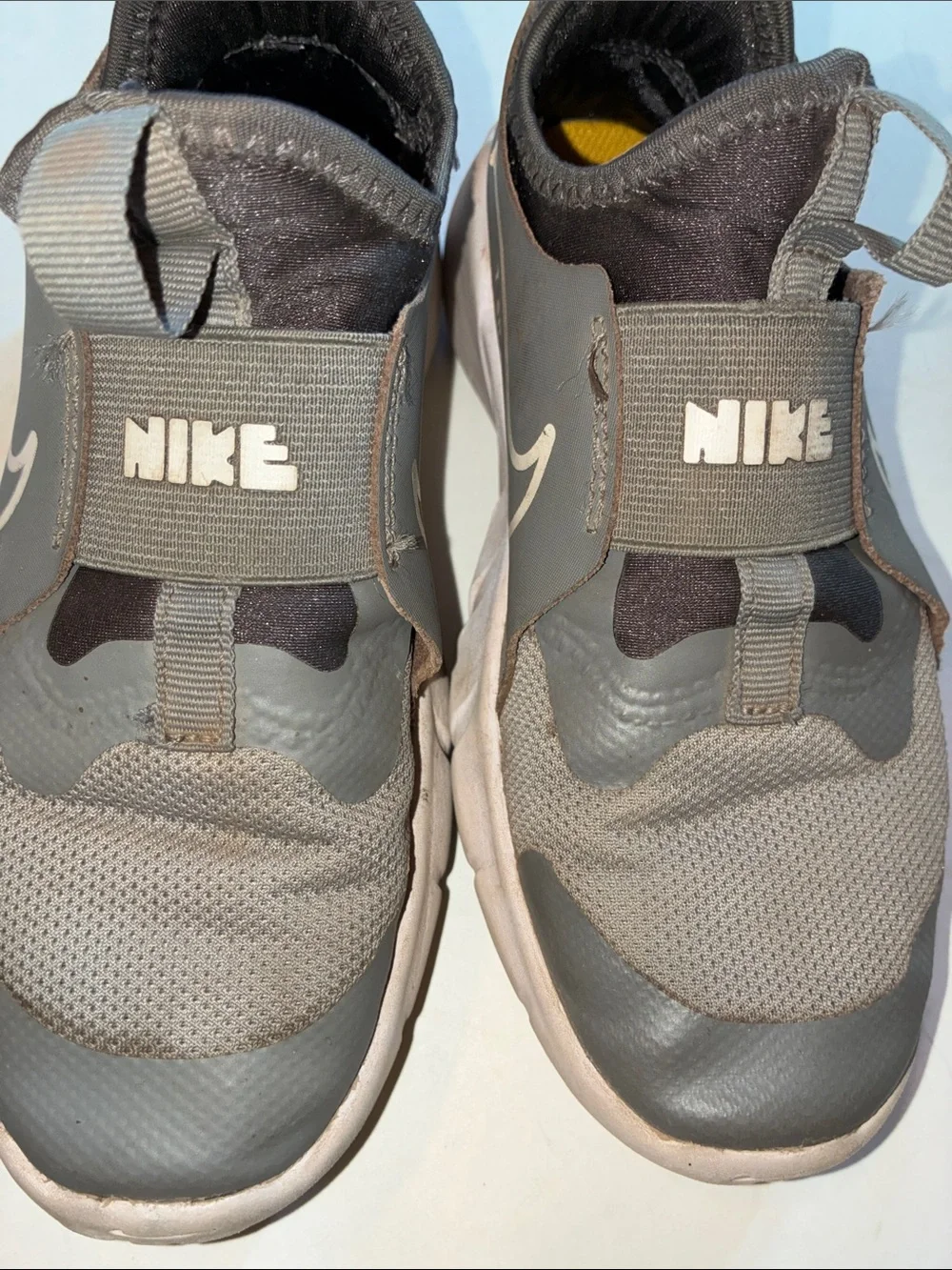 Nike Kids Flex Runner Sneakers 1 Y